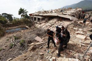 Último minuto del terremoto en Venezuela, en vivo | Venezuela eleva a 589 el número de muertos y reduce a casi 3.000 el de heridos