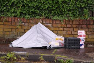 Un hombre intenta decapitar a otro en el norte de Belfast antes de ser arrestado