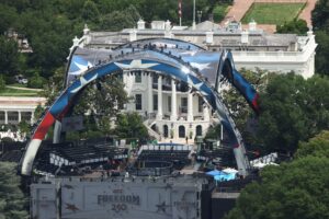 Una pelea de UFC en la Casa Blanca: el polémico evento deportivo de Trump desata una ola de críticas