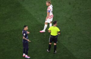 Paraguay destaca por una nueva norma arbitral en la contundente derrota ante Estados Unidos – Copa del Mundo de Fútbol.