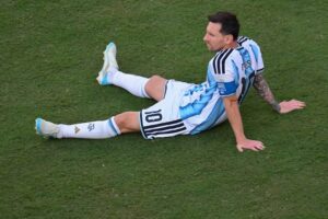 Messi vuelve a Argentina en un jet privado, sin interacción con los fans – Copa del Mundo