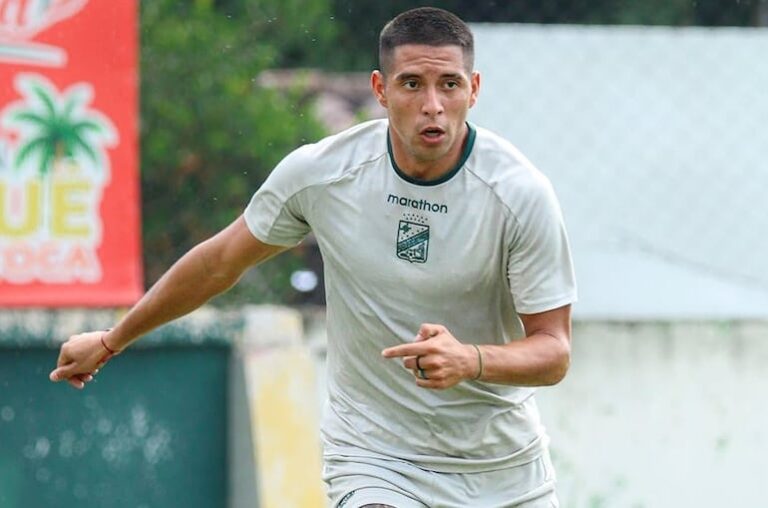 Jordan Santacruz regresa a la Academia Nacional.