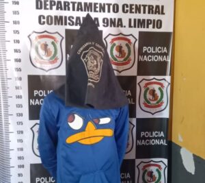 Detención de ladrón tras simulación de compra de celular robado en Limpio