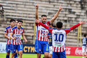 Encarnación FC triunfa en un enfrentamiento crucial – Fútbol de Intermedia