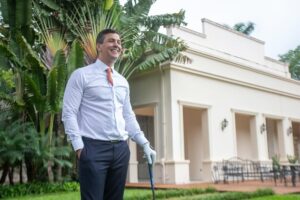 Gobierno de Santiago Peña rechaza ley que recortaba bonificaciones a autoridades