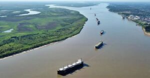 Gremios de Paraguay advierten sobre impactos del peaje argentino en exportaciones
