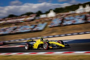 F2 2026: Joshua Duerksen logra el cuarto lugar en la clasificación en Budapest – ABC Motor