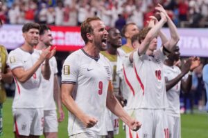 Inglaterra contra los fantasmas de los aztecas