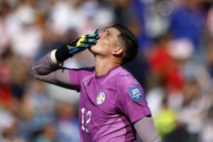 San Lorenzo declara Hijo Dilecto al arquero Orlando Gill por su trayectoria