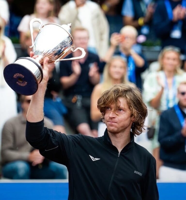 Triunfo de Andrey Rublev en Bastad – Polideportivo
