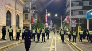 Operativo en Asunción por partido de Paraguay provoca detenidos y demorados.