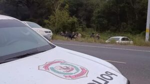 Policías asesinan accidentalmente a joven; investigan posible caso de gatillo fácil.