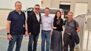 Horacio Cartes llega a EE.UU. para la final del Mundial 2026.