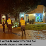 AgregarLocal de venta de ropa femenina fue blanco de disparo intencional