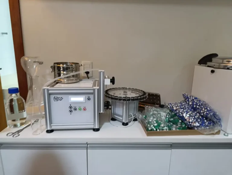 Desmantelan laboratorio clandestino de medicamentos en Pedro Juan Caballero
