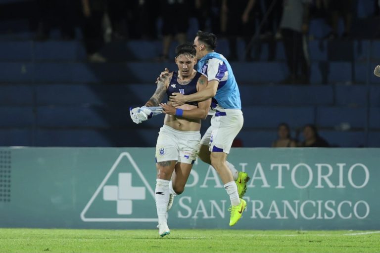 Sportivo 2 de Mayo lidera tras vencer a Olimpia 1-0