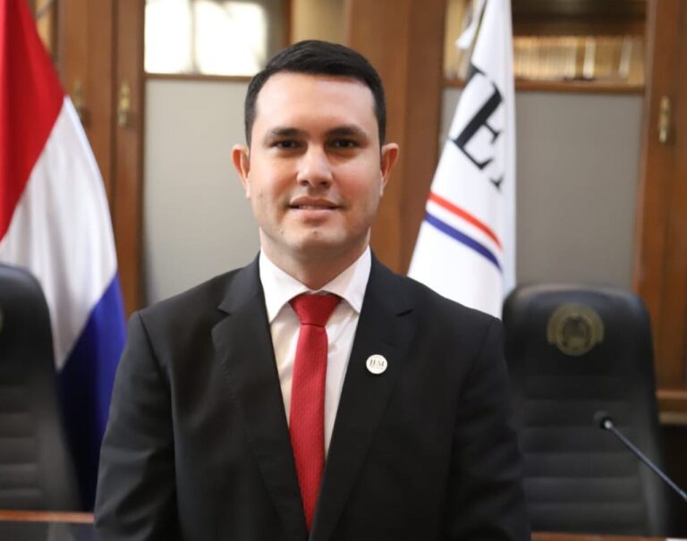 Hernan-rivas-768x605
