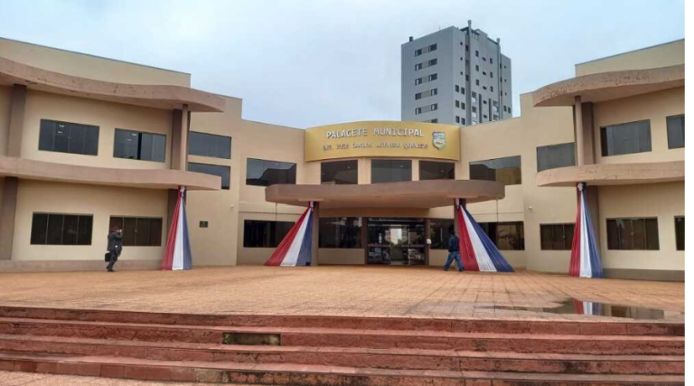 Fachada de la Muni de PJC